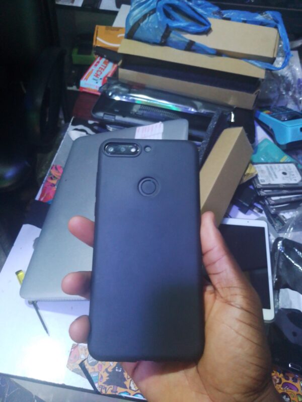 Huawei Y7